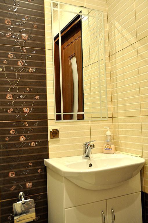 Apartments Lesi Ukrainki 25 Львів Екстер'єр фото